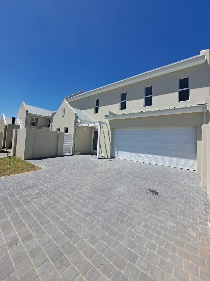 3 Bedroom Property for Sale in Langeberg Ridge Western Cape